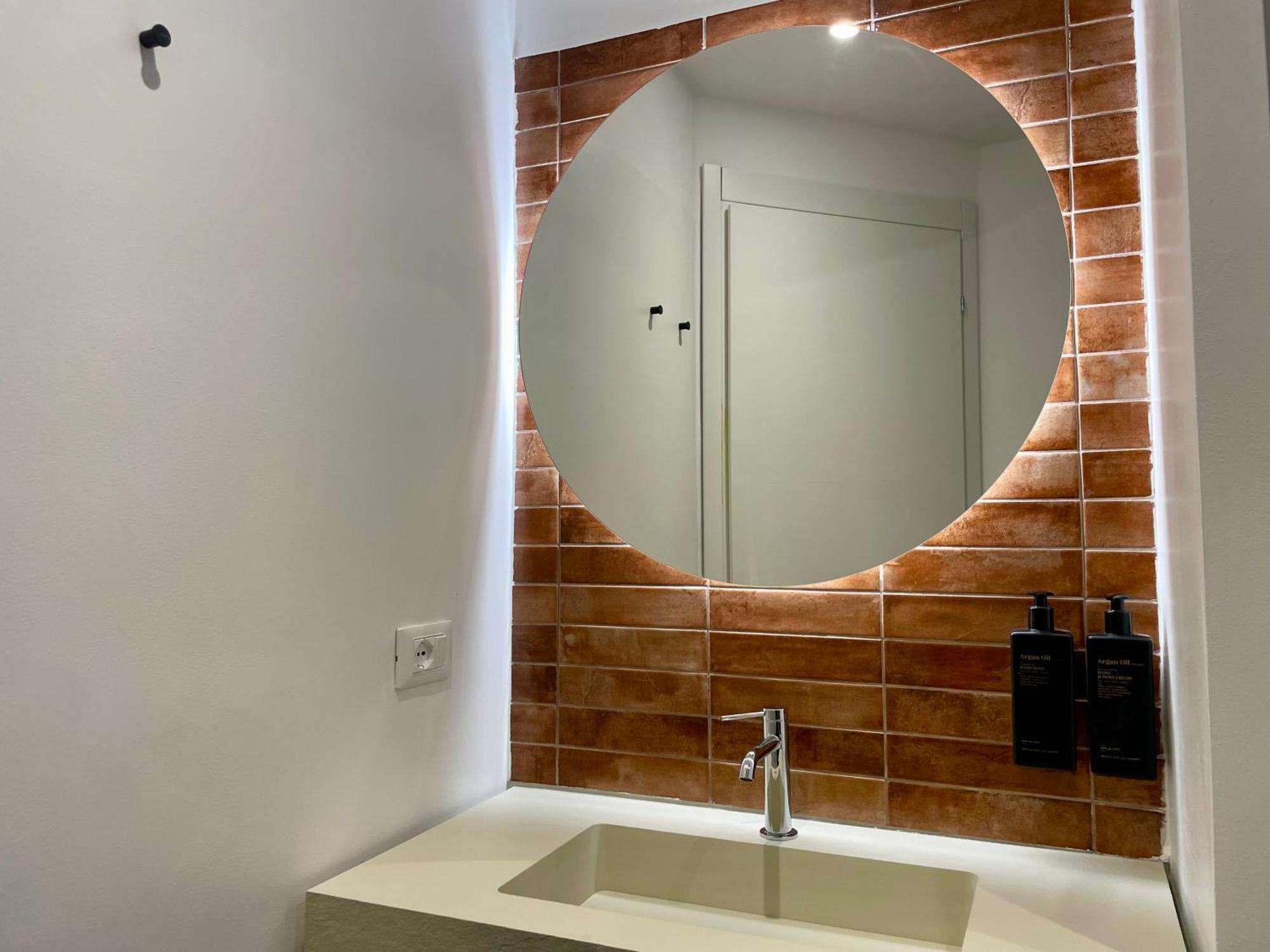 Relstay - Assarotti Suites Genua Zewnętrze zdjęcie