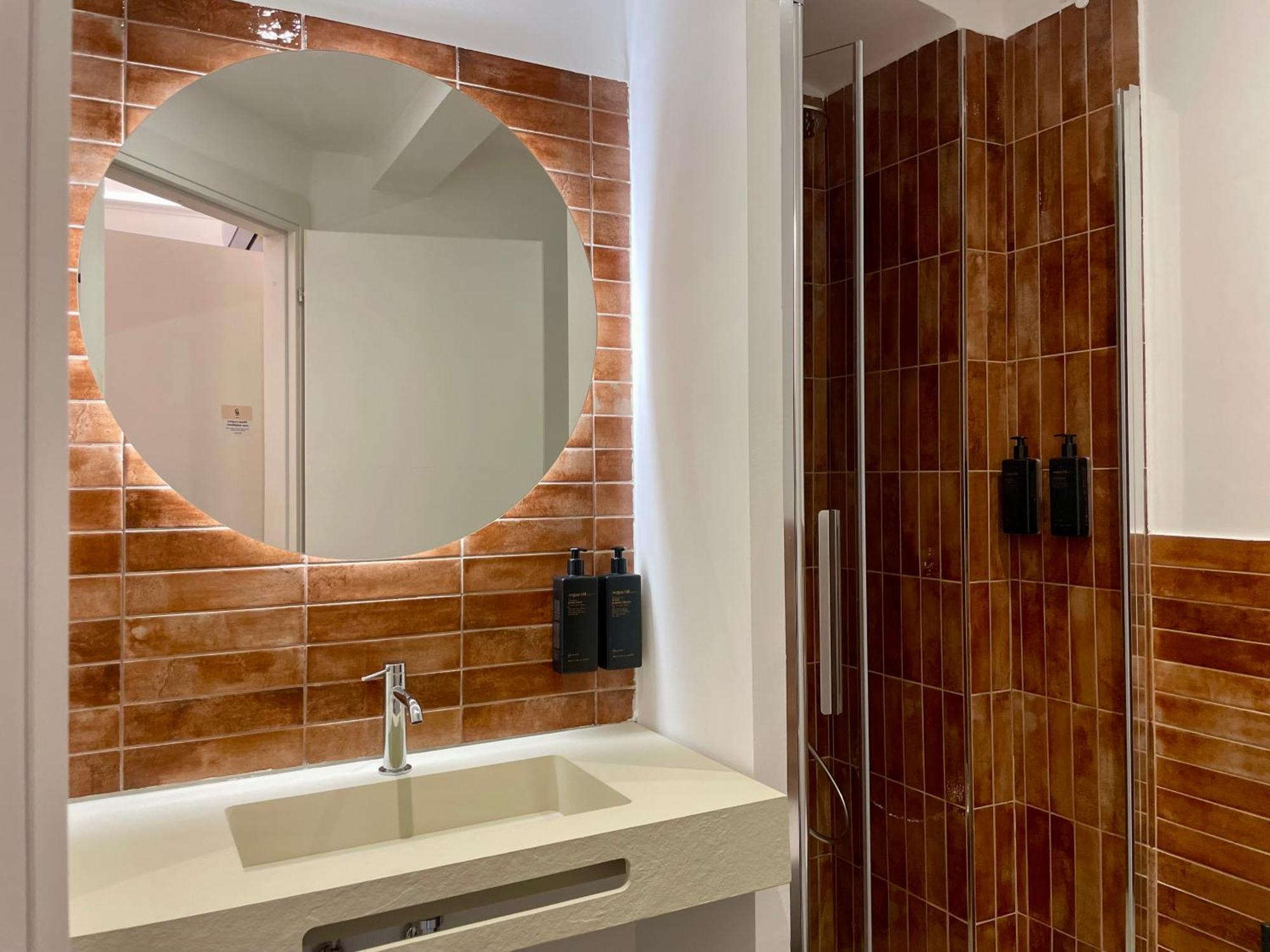 Relstay - Assarotti Suites Genua Zewnętrze zdjęcie